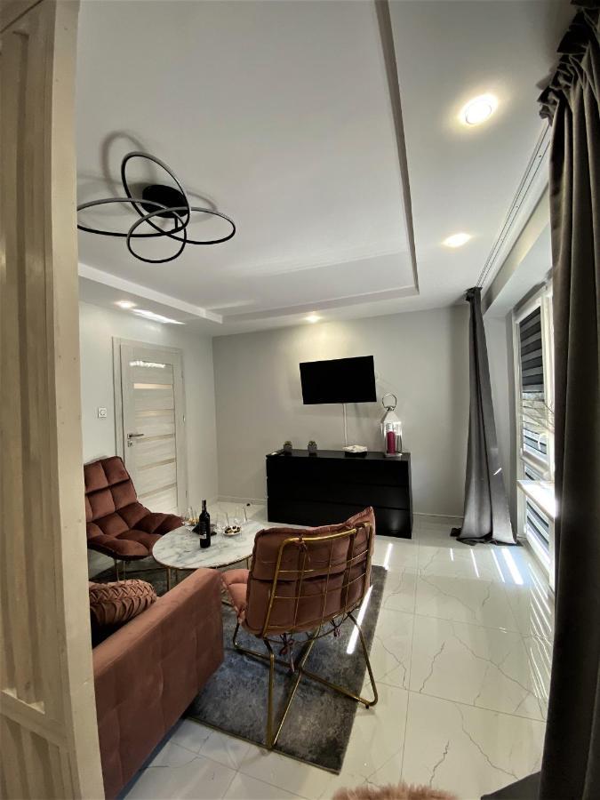 Apartament Zielona Nad Sanem Appartamento Sanok Esterno foto